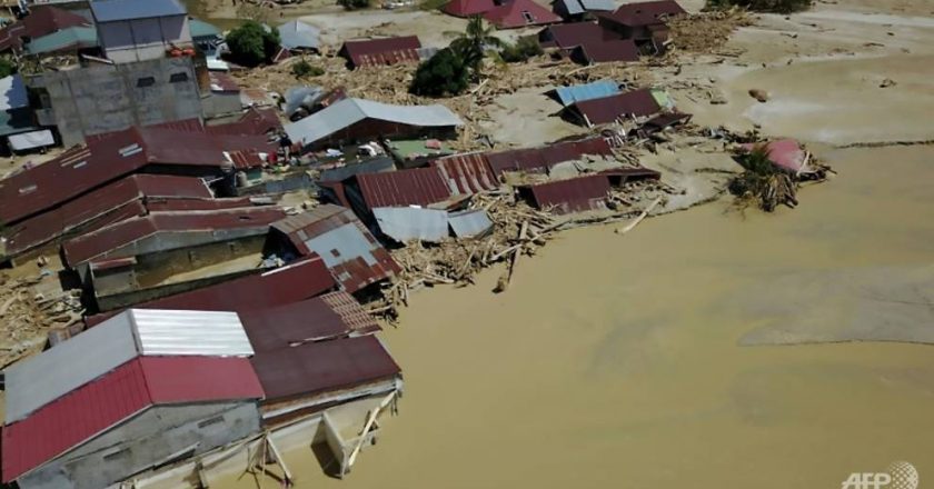 Indonesian rescuers hunt for dozens missing after floods kill 36