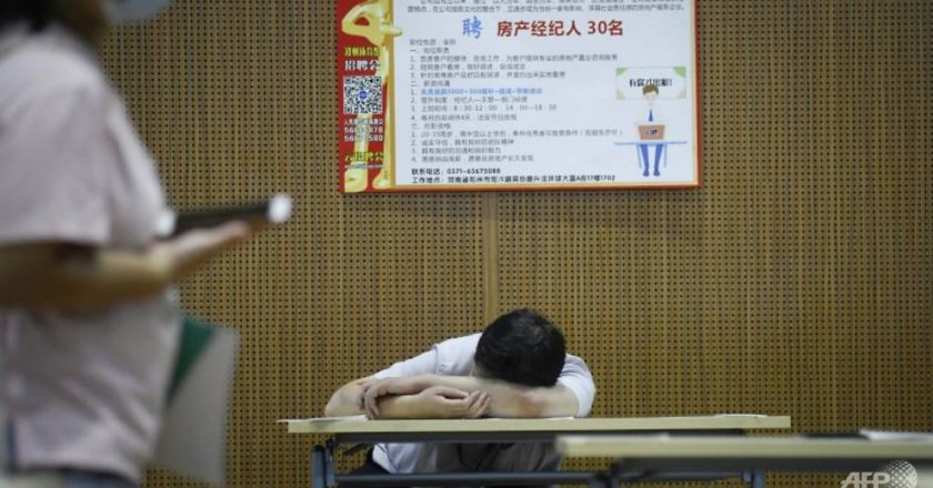 China’s young job seekers struggle despite economic recovery