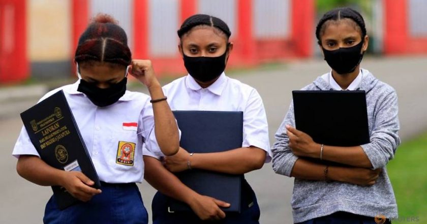 Indonesian teachers warn of new coronavirus clusters as schools reopen