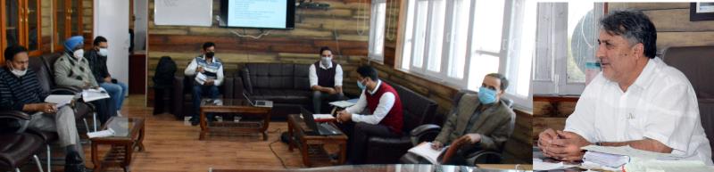 J&K: Samoon reviews action plan of Srinagar’s Craft Development Institute