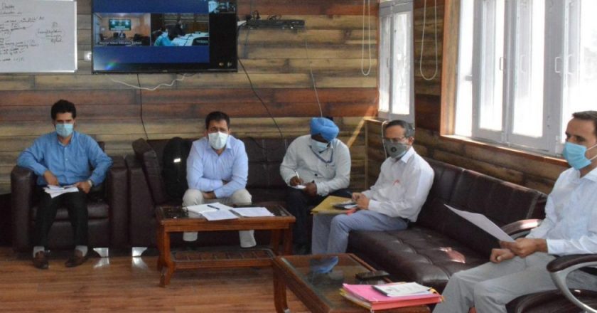 J&K: Samoon reviews functioning of Career Counselling Centre’s