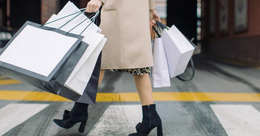 The psychological difference between spenders and savers (and what your habits say about your personality)