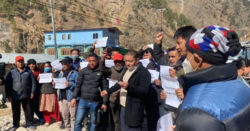 Nepalese businessmen protest against ‘undeclared blockade’ by China
