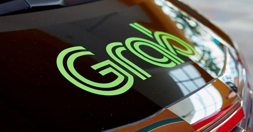 Grab to give commuters choice of electric or hybrid vehicles, option to pay S$0.10 extra to reduce carbon footprint