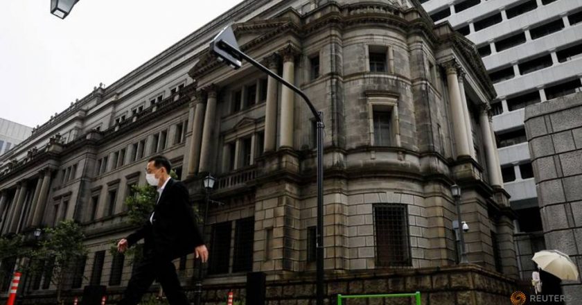 BOJ policymaker sees prospects of deeper debate on price goal this year
