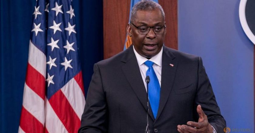 Pentagon chief seeks to nudge ties with Vietnam as human rights concerns linger