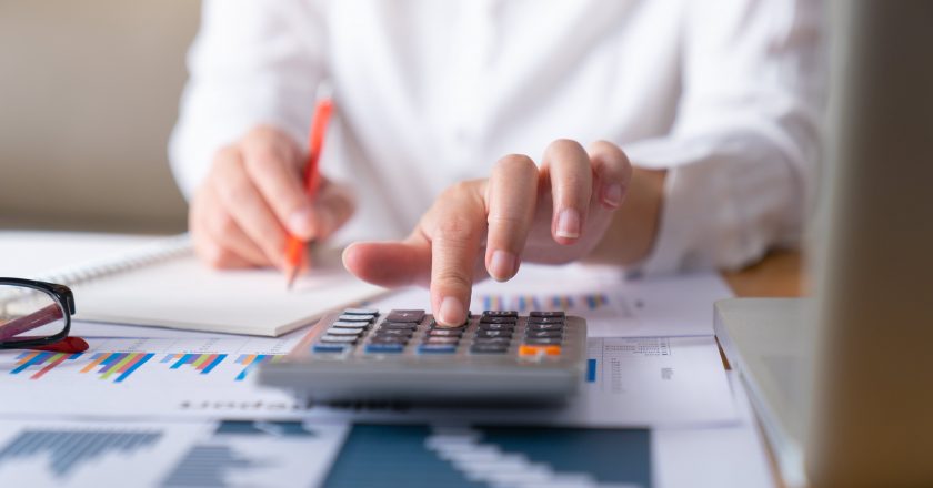 M1 Finance reveals new credit card that allows consumers to earn bonus cash back with companies they own stock in