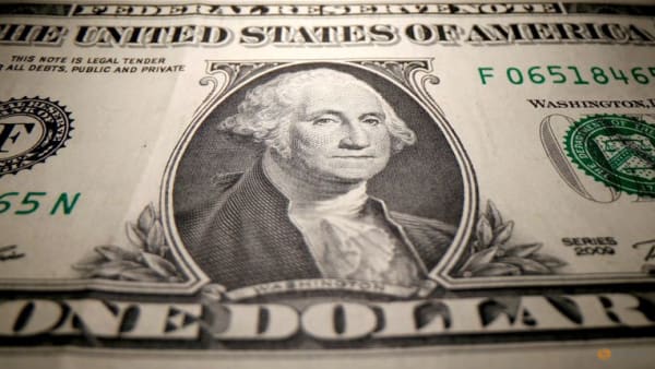 US dollar dips from 4-1/2-month high after Fed minutes, last flat on the day