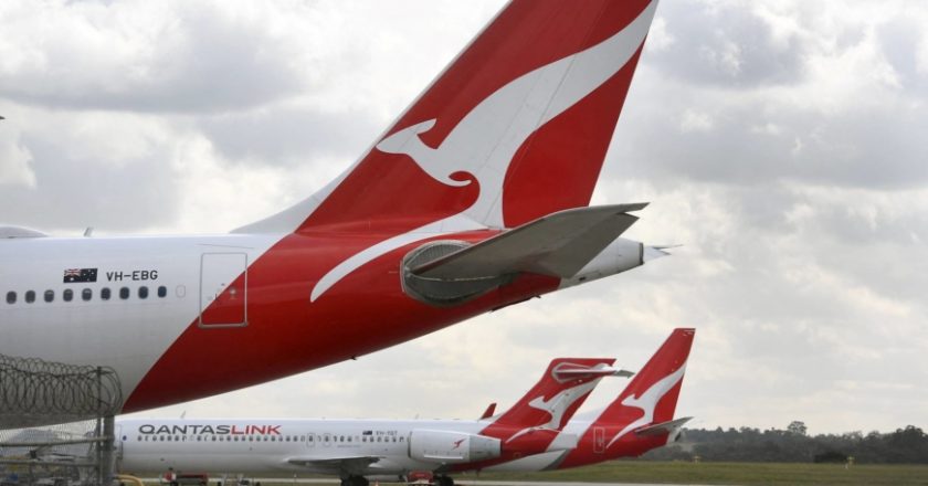 Australian competition watchdog blocks Qantas-Japan Airlines deal