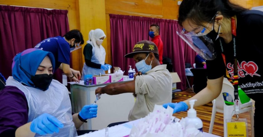 Chip supplies to take new hit as COVID-19 surges in Malaysia