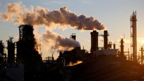 Japan’s private-sector activity hit by COVID-19 surge: PMI