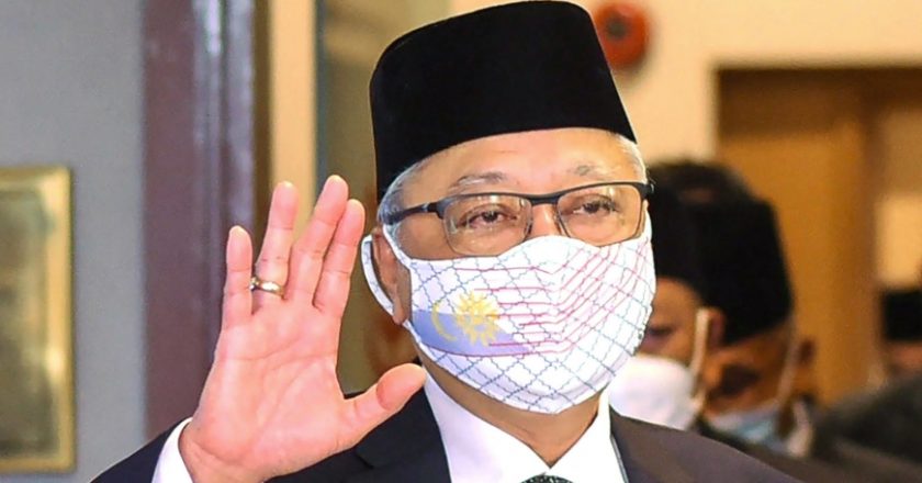 Malaysia returns to the old order, old ways