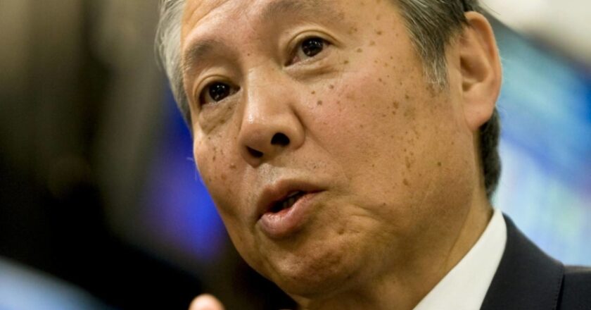 Top chipmaking adviser proposes tax breaks and spending to revive industry in Japan