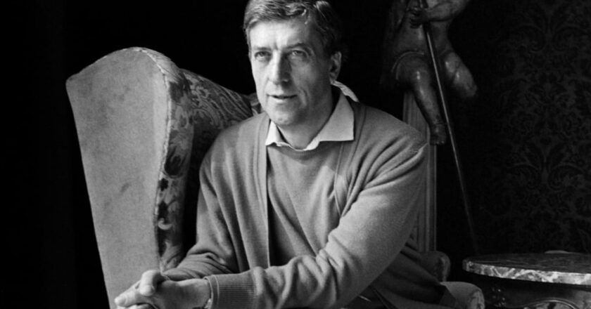 Italian menswear innovator Nino Cerruti dies at 91