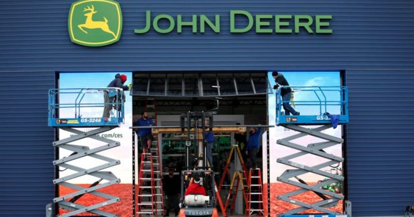 Deere says its robo-tractors are ready to till the fields