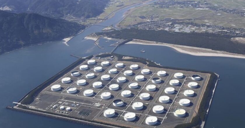 Oil prices rise slightly ahead of OPEC+ meeting next week