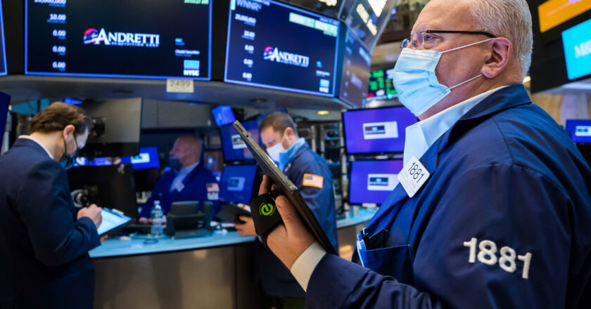 5 things to know before the stock market opens Friday