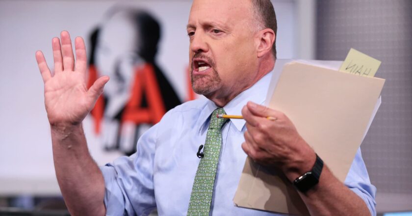 Cramer’s week ahead: This is a treacherous market filled with extreme stock moves