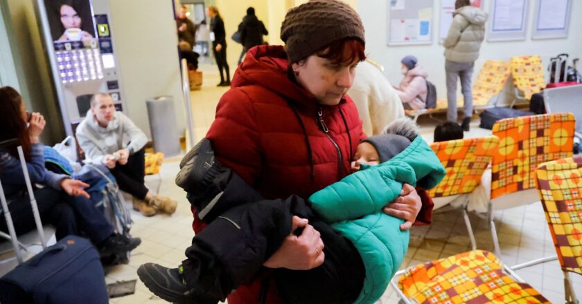 Ukraine hospitals could run out of oxygen supplies in 24 hours as war disrupts health services, WHO says