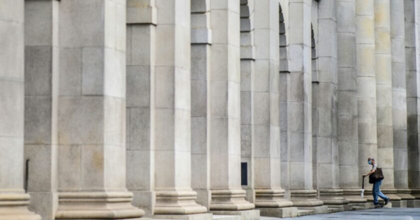 Hong Kong suspends court system as COVID-19 crisis deepens