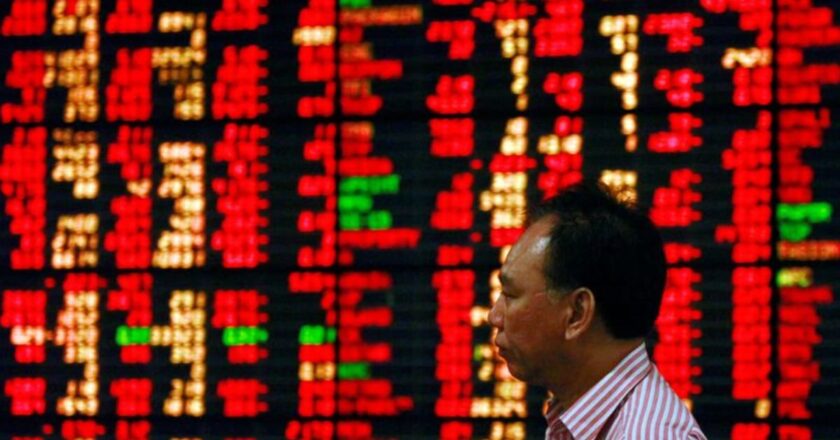 Southeast Asian equities shine as commodities rally on Ukraine crisis
