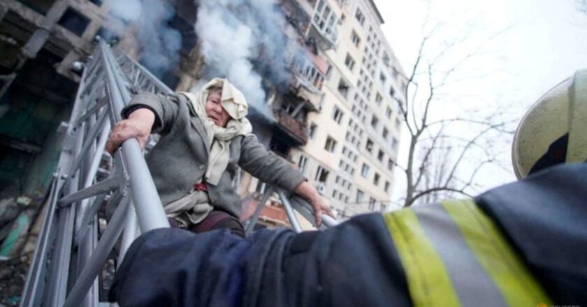 Air strike kills one in Kyiv ahead of new round of Ukraine-Russia talks