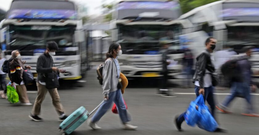 After a 2-year ban, Indonesia’s mudik mass migration is in full swing again