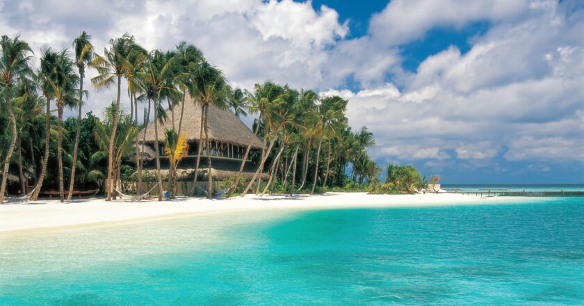 Three Hilton credit cards are offering welcome bonuses up to 130,000 points, for a limited time