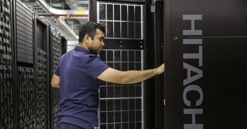 Modernise your digital core: Closing the distance between mid-range and enterprise storage