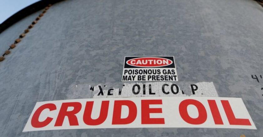 Oil tumbles about 6% as China COVID lockdowns weigh