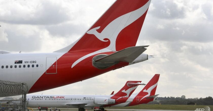 Qantas to launch longest nonstop passenger flight