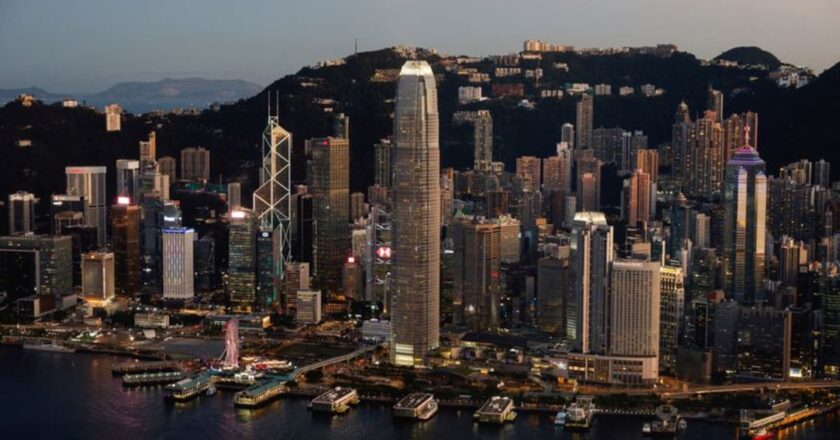 Japan, China, South Korea finance leaders warn of recovery risks