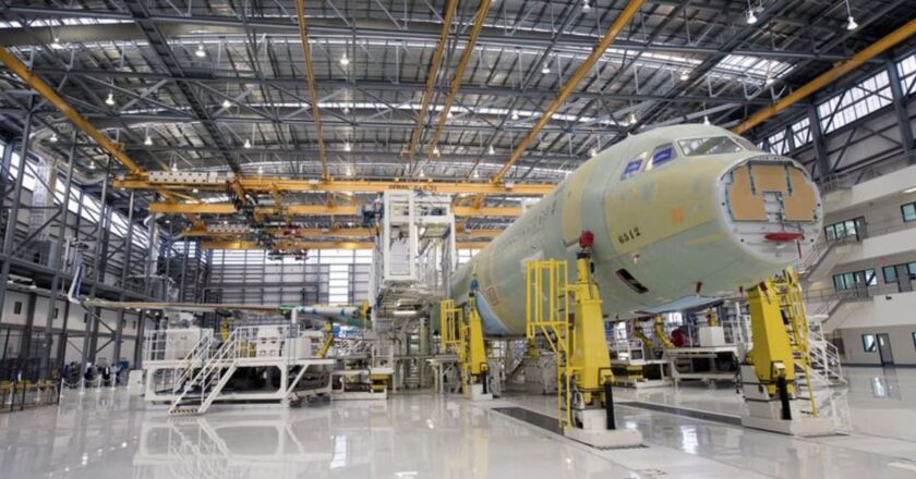 Jetmakers’ inflation shield no match for soaring costs