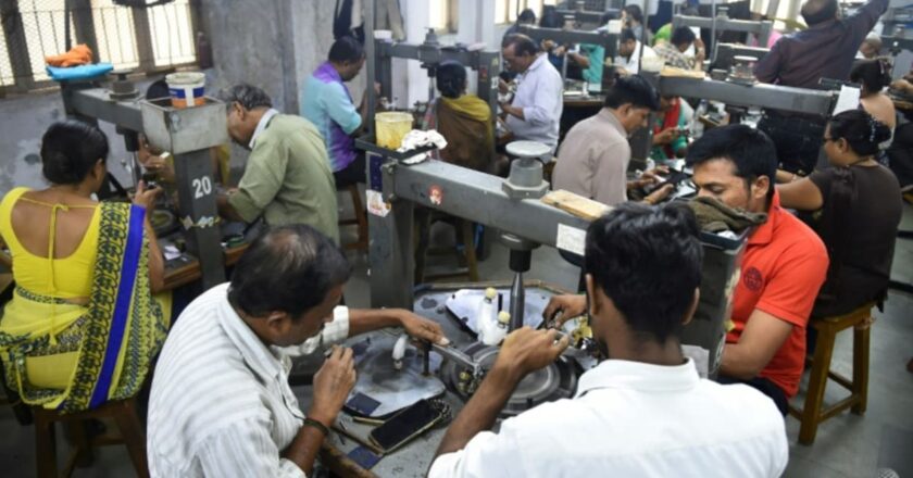 Ukraine war puts Indian diamond polishers out of work