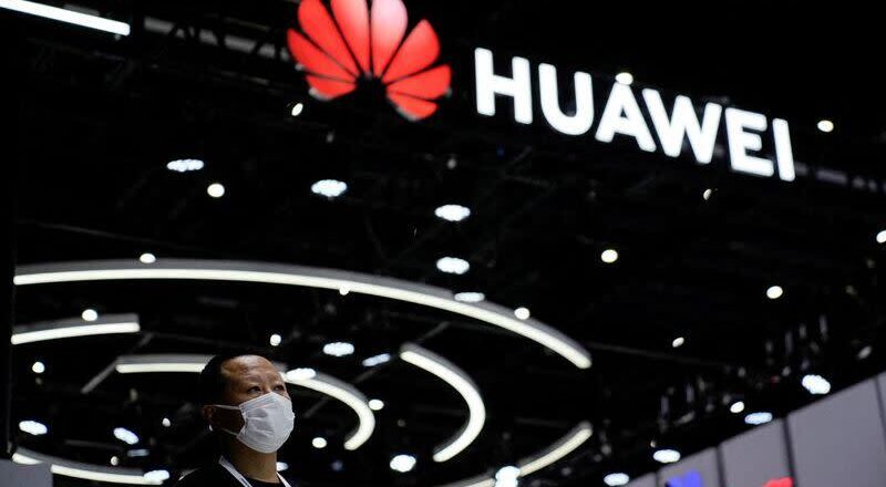 China’s Chip Rally Ignited by 5G Speculation Regarding New Huawei Phone