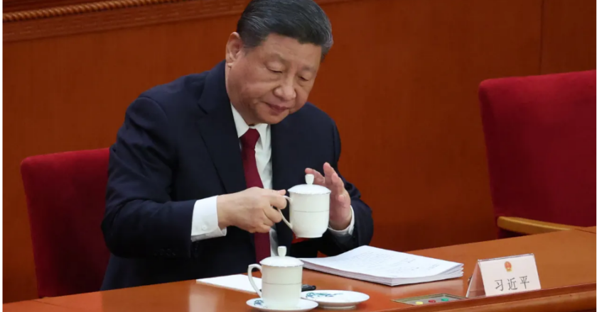 As the U.S. trade battle rages, China promises to provide targeted support for companies.