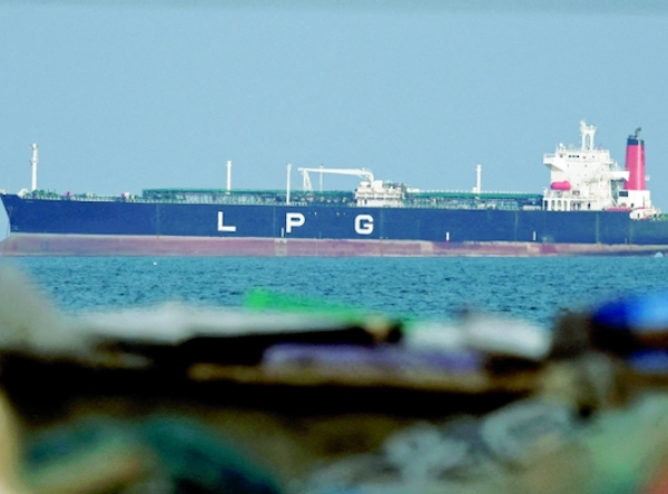 Another Two India-Bound LPG Tankers Cross Strait of Hormuz
