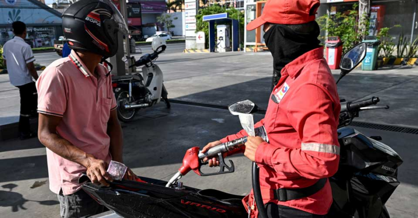 Cambodia Turns to Singapore, Malaysia for Fuel as Vietnam, China Restrict Supplies